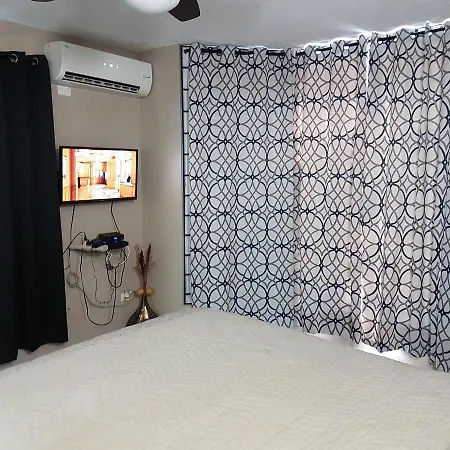 Ferienwohnung Skycastle Oasis Ocho Rios Exterior foto